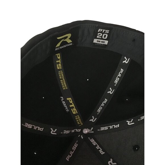 FOOTBALL PARACLETE HIGH SCHOOL SPIRITS MEN FLEXFIT S/M RED/BLACK HAT Pittsburgh - Picture 5 of 6